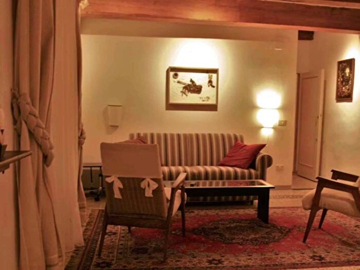 Appartamento trilocale in affitto in Via de Cerretani, Duomo, Firenze