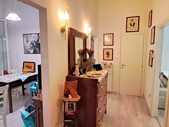 Appartamento quadrilocale in vendita in Via Rajna, Firenze