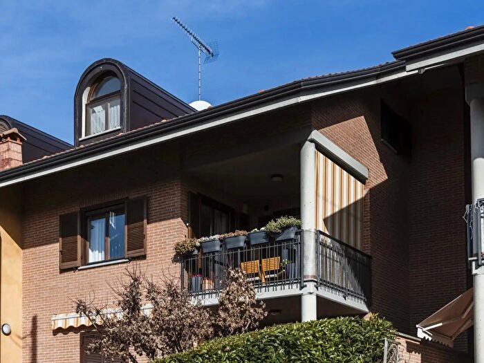 Appartamento con 6 locali in vendita in Via Marco Polo, Volpiano