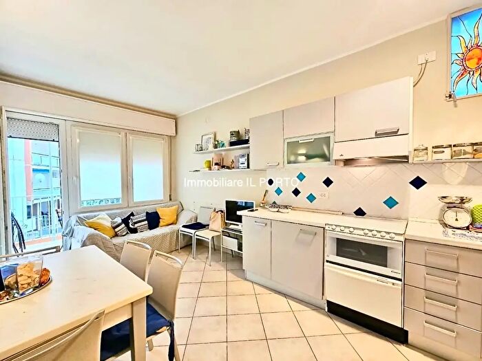 Appartamento trilocale in vendita in Comacchio