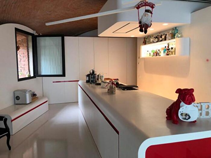 Casa con 6 locali in vendita in Strada di Vallera, Piacenza