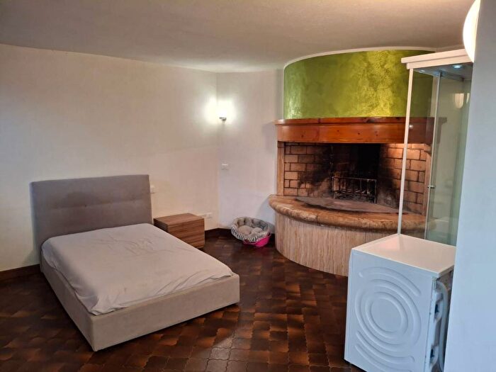 Appartamento monolocale in affitto in Via Lungochiampo, Centro, Montebello Vicentino