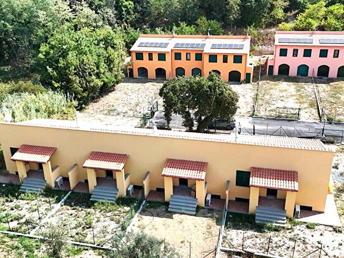 Casa quadrilocale in affitto in Viale India, Le Rughe, Formello