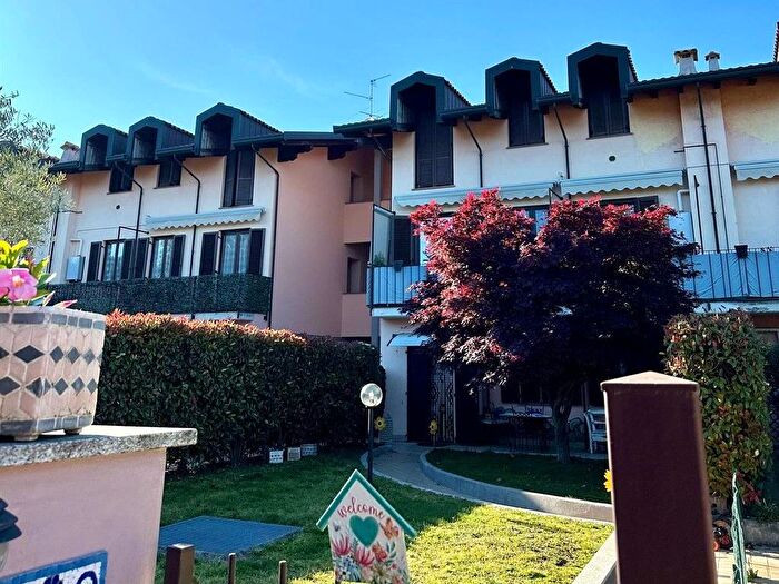 Appartamento monolocale in affitto in Via Ceresola, Centro, Besana in Brianza