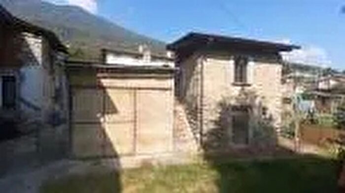 Casa in vendita in Brentonico