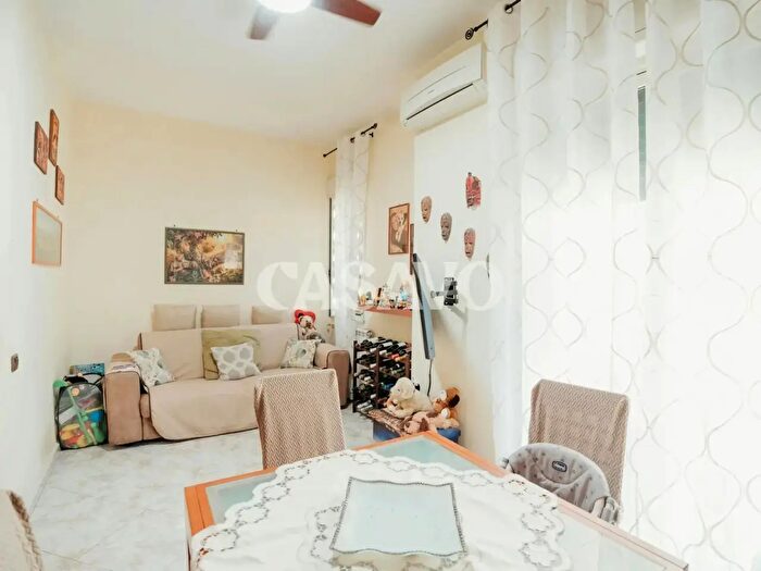 Appartamento trilocale in vendita in Via Cuore di Gesù, Messina