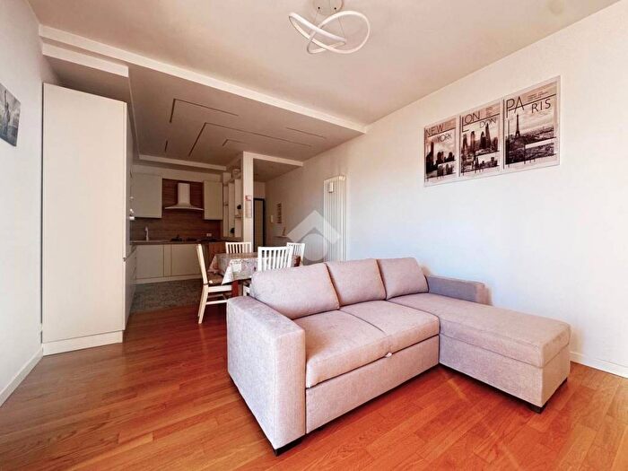 Appartamento trilocale in affitto in Viale Giacomo Matteotti, Matteotti Uliveto Buonarroti, Civitavecchia