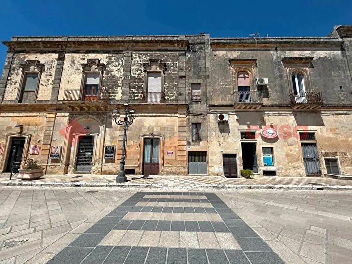 Appartamento trilocale in vendita in Corso Matteotti, Poggiardo