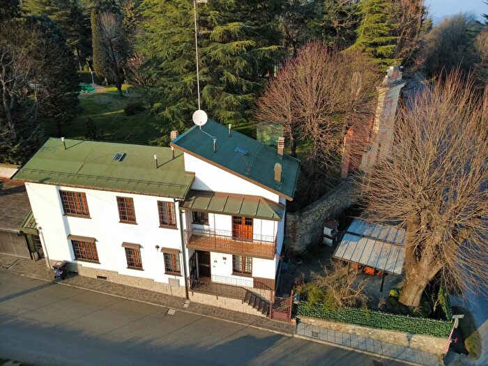 Casa con 7 locali in vendita in Via dellOrologio, Sasso Marconi