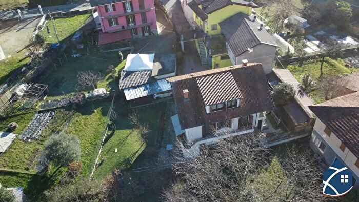 Casa con 8 locali in vendita in Villar Perosa Via Angelo Bianciotto, Villar Perosa