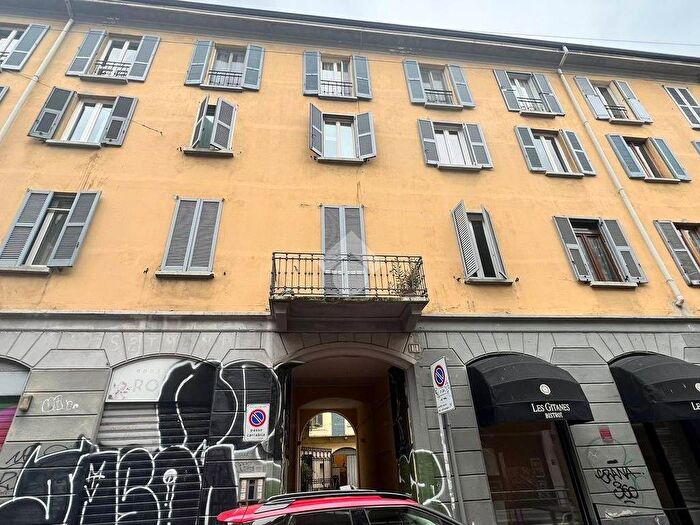 Appartamento bilocale in affitto in Via Savona, Solari, Milano
