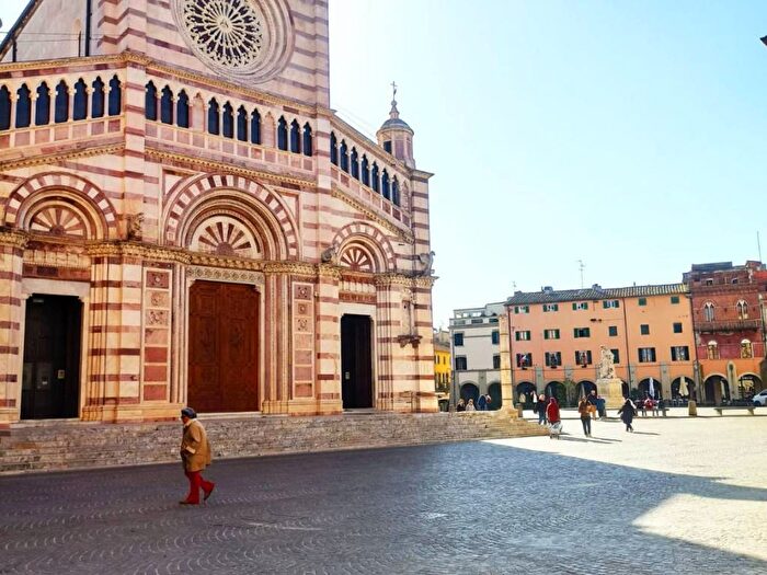 Appartamento trilocale in affitto in Corso Giosuè Carducci, Centro Storico, Grosseto