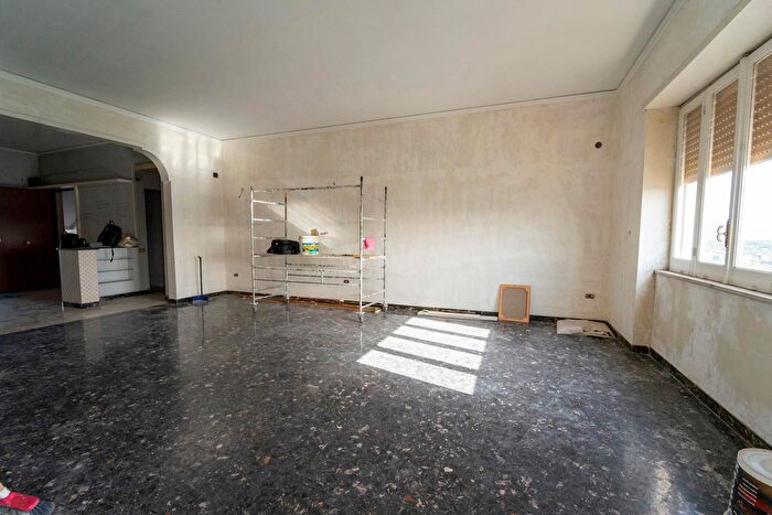 Appartamento con 5 locali in vendita in Via Pietro Donadio, Cardito