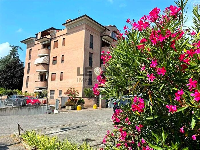 Appartamento con 5 locali in vendita in Vignola