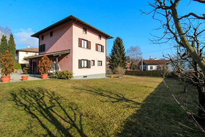 Case in Vendita e in Affitto - 2