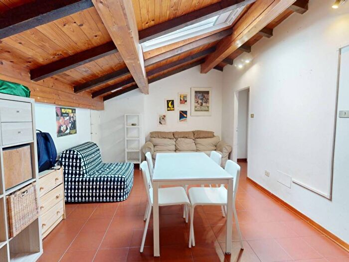 Casa quadrilocale in affitto in Via San Marcellino, Centro Storico, Bologna