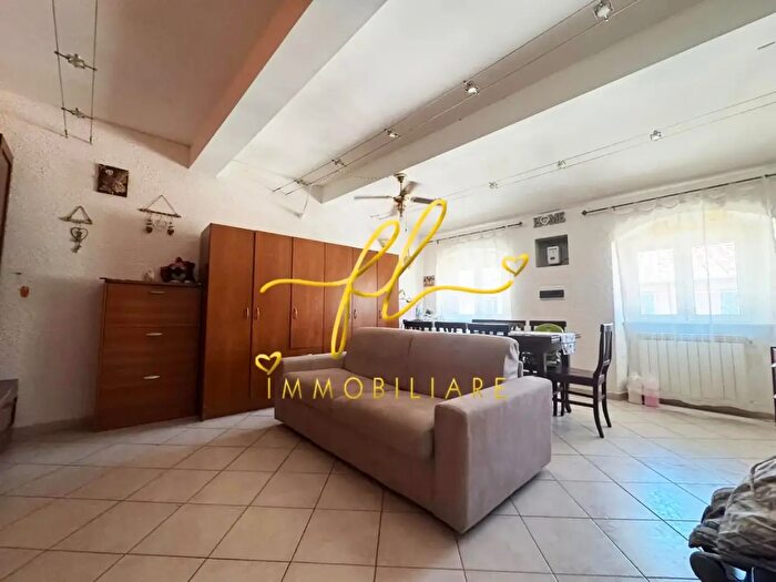 Appartamento quadrilocale in vendita in Andrea, Livorno