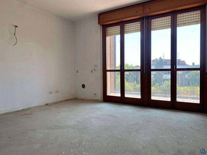 Appartamento bilocale in vendita in Via Europa, Turbigo