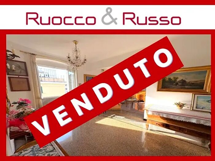 Appartamento quadrilocale in vendita in Via Crimea, Genova