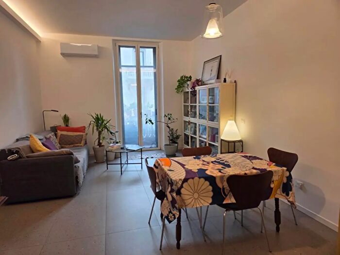 Appartamento bilocale in vendita in Via Padova, Milano