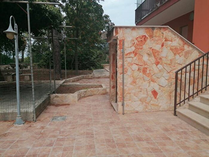 Appartamento monolocale in affitto in Strada Statale Adriatica, Trani