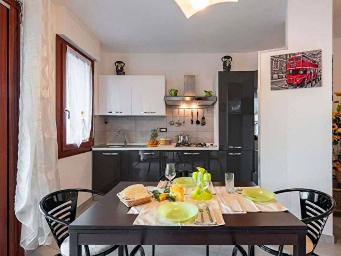 Appartamento trilocale in affitto in Via Giovanni De Giorgio, Maria Pia Fertilia, Alghero