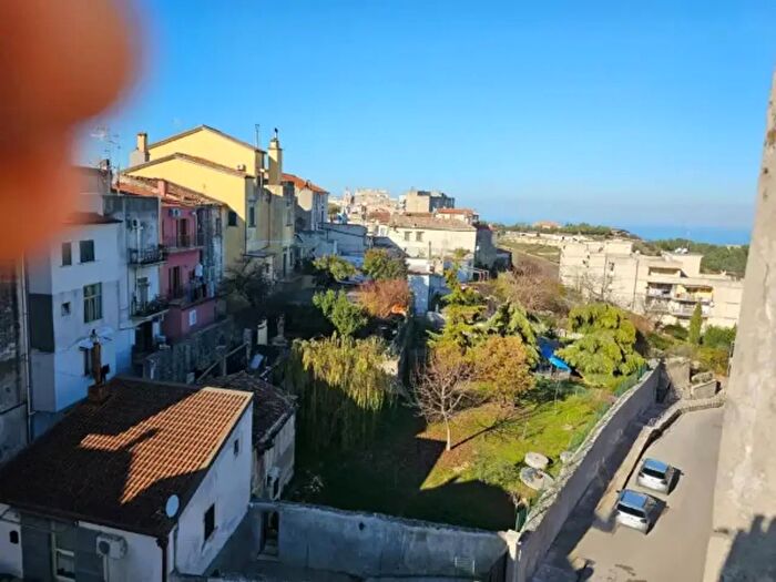 Appartamento quadrilocale in vendita in Via Leonardo Miglionico, Vico Del Gargano