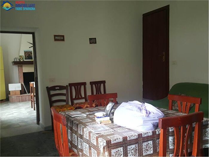 Casa con 8 locali in vendita in Via P Tuozzi, Sessa Aurunca