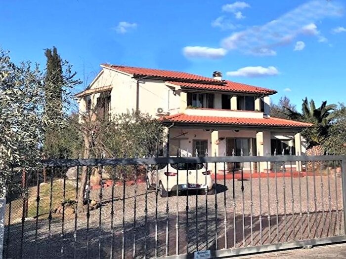 Casa con 8 locali in vendita in Casotto dei Pescatori Grosseto Grosseto, Grosseto