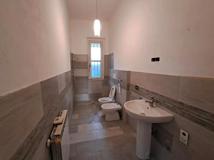 Appartamento trilocale in affitto in Cascina