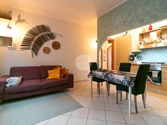 Casa con 5 locali in vendita in Corso Giuseppe Garibaldi, Forli