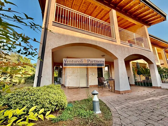 Casa con 5 locali in vendita in Via dell'Edera, Manerba Del Garda