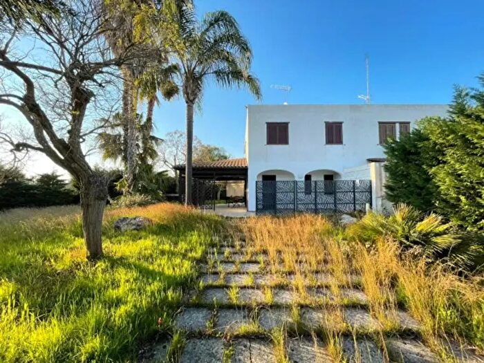 Casa trilocale in vendita in Via Oceania, Melendugno