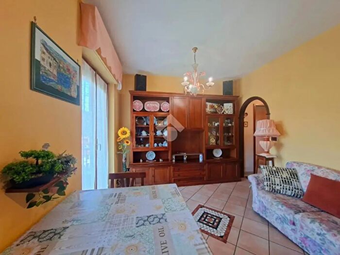 Appartamento trilocale in vendita in Via Carlo Navone, Busalla