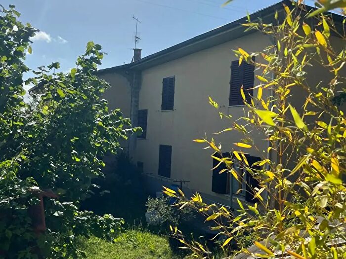 Casa con 16 locali in vendita in Montespertoli