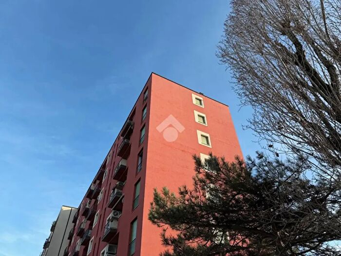 Appartamento trilocale in vendita in Via Luigi Pirandello, Bologna