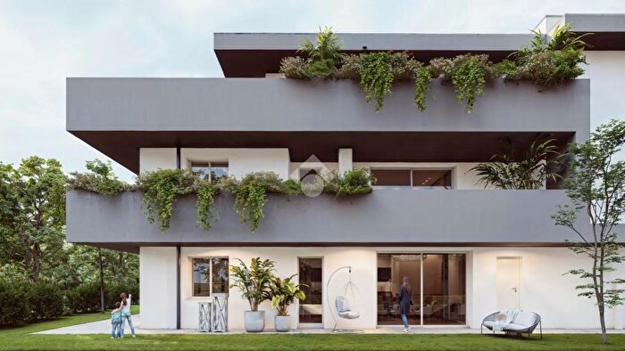 Appartamento quadrilocale in vendita in Via G Donizetti, Ponte San Nicolo