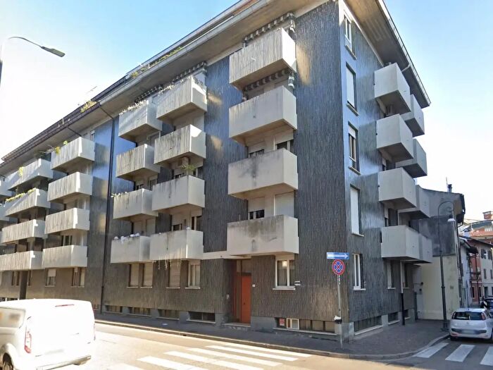 Appartamento trilocale in vendita in Via Alfieri, Udine