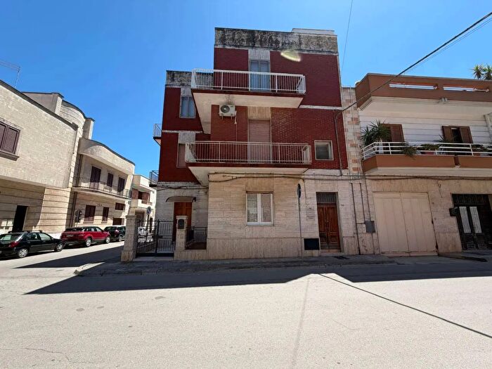 Appartamento quadrilocale in vendita in Via Cotogno, Francavilla Fontana