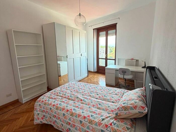 Appartamento trilocale in affitto in Corso San Maurizio, Vanchiglia, Torino