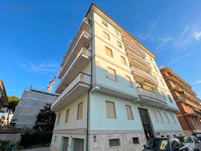 Appartamento quadrilocale in affitto in via Giannina Milli, Porto d'Ascoli, San Benedetto del Tronto