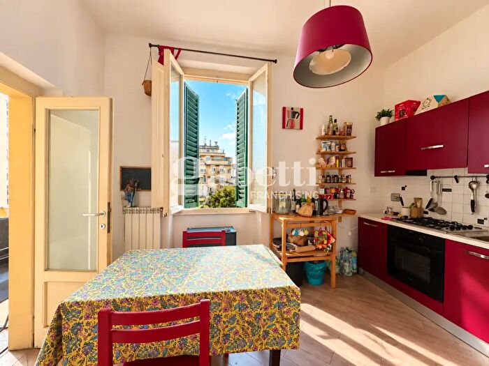 Appartamento con 5 locali in vendita in Via di San Salvi, Firenze