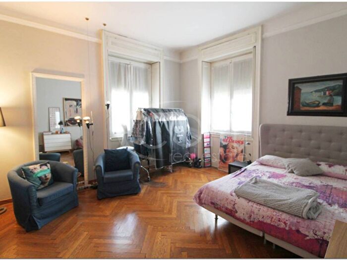 Appartamento bilocale in affitto in Via Eugenio Vaina, Quadronno Crocetta, Milano