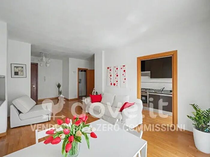 Appartamento trilocale in vendita in Via Lago Ascianghi, Padova