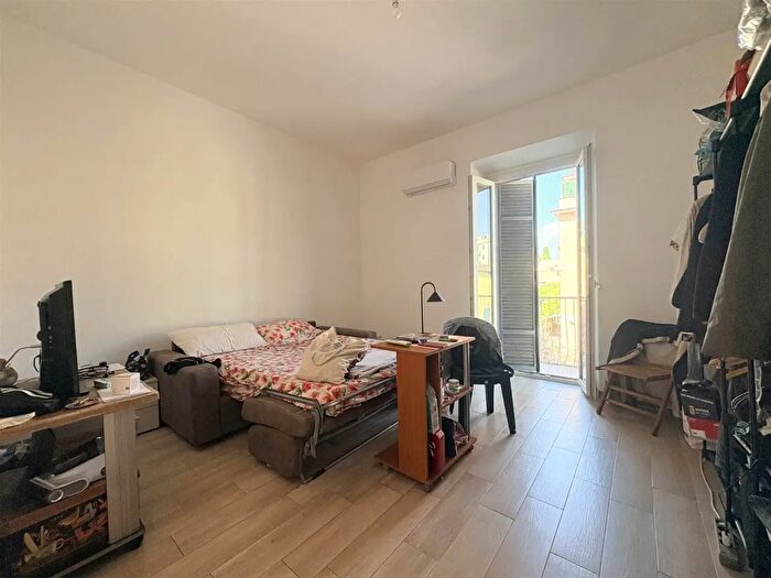 Appartamento bilocale in vendita in Roma