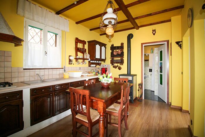 Appartamento quadrilocale in vendita in Via Monte Tellero, Ponna