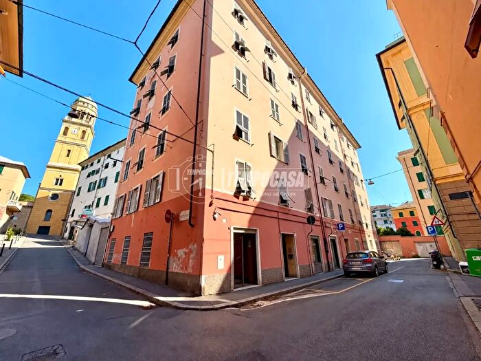 Appartamento quadrilocale in vendita in Via Giacomo Oneto, Genova