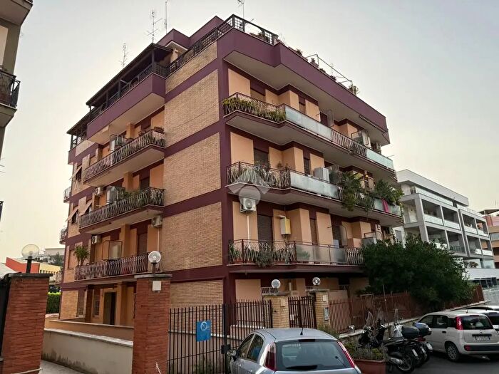 Appartamento bilocale in vendita in Appartamento Via G Vittorio Englen, Roma
