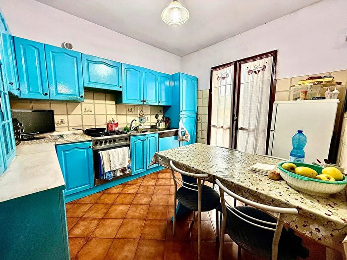 Appartamento con 7 locali in vendita in Marciana Marina