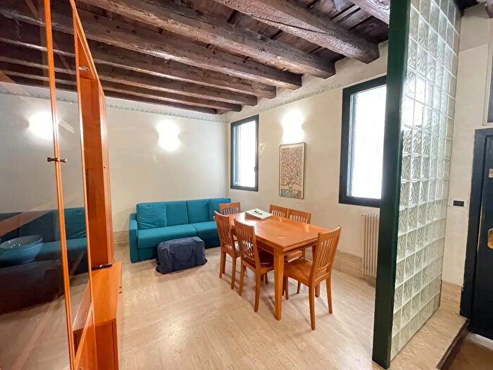 Appartamento quadrilocale in vendita in Venezia